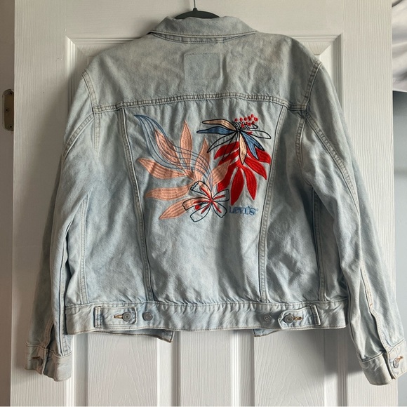 Levi's Jackets & Blazers - Levi's Ex-boyfriend Trucker Denim Jacket